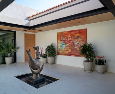 Luxury Villa Photo #32