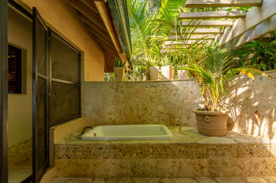 Luxury Villa Photo #64