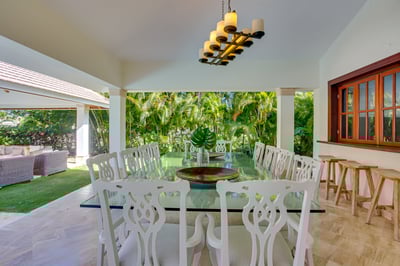 Luxury Villa Photo #25