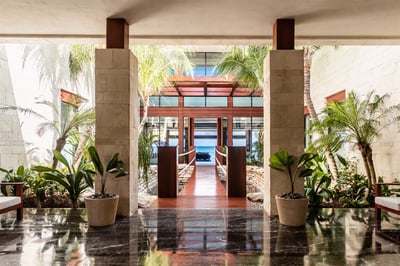 Luxury Villa Photo #23