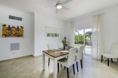 Luxury Villa Photo #24