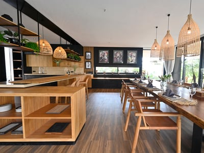 Luxury Villa Photo #17