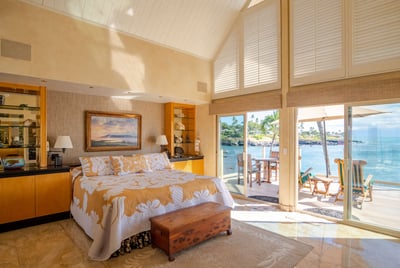 Luxury Villa Photo #13
