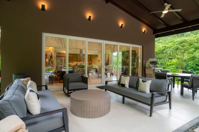 Luxury Villa Photo #13