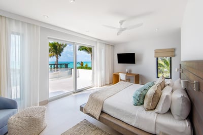 Luxury Villa Photo #21