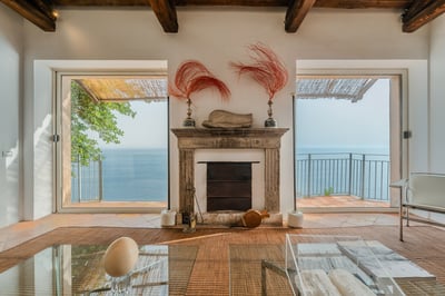 Luxury Villa Photo #24