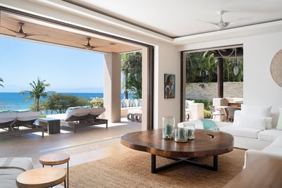 Luxury Villa Photo #20