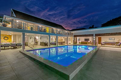 Luxury Villa Photo #5