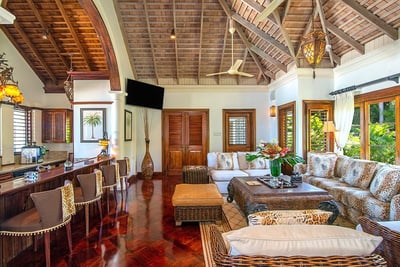 Luxury Villa Photo #11