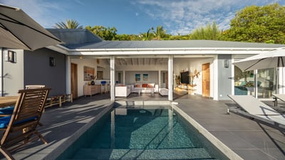 Luxury Villa Photo #16