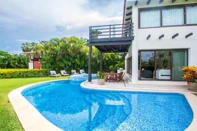 Luxury Villa Photo #2