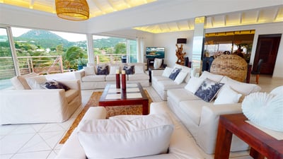 Living & Kitchen
