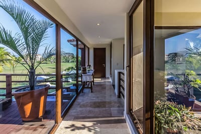 Luxury Villa Photo #20
