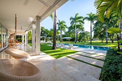 Luxury Villa Photo #10