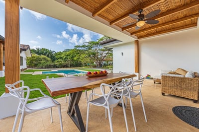 Luxury Villa Photo #46