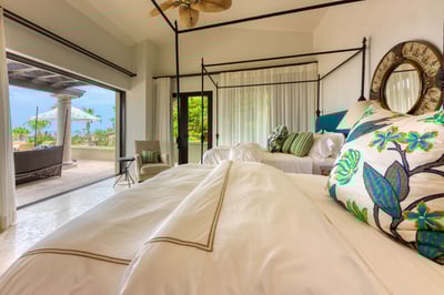 Luxury Villa Photo #41