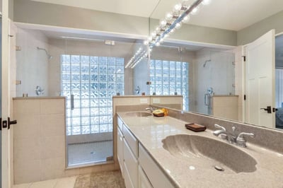 Luxury Villa Photo #47