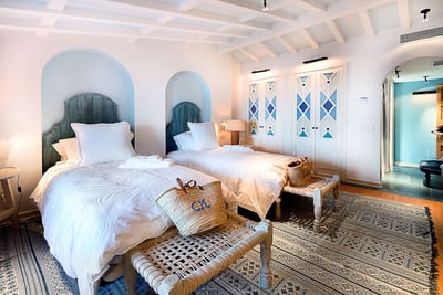 Luxury Villa Photo #22