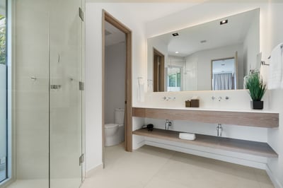 Luxury Villa Photo #26