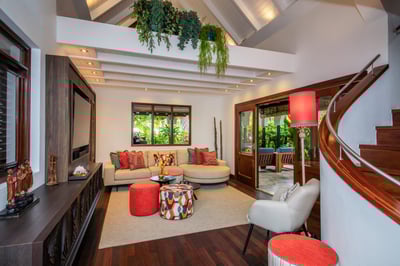 Luxury Villa Photo #4