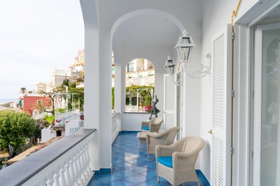 Luxury Villa Photo #35