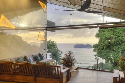 Luxury Villa Photo #4