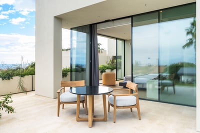 Luxury Villa Photo #40