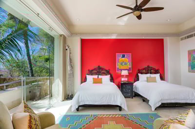 Luxury Villa Photo #28