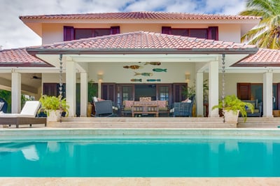 Luxury Villa Photo #4