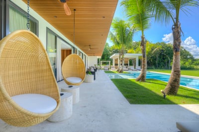 Luxury Villa Photo #8