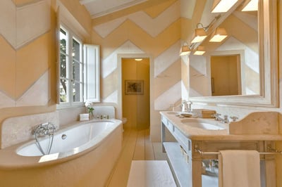 Luxury Villa Photo #20