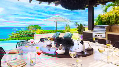 Luxury Villa Photo #9