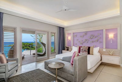 Luxury Villa Photo #15