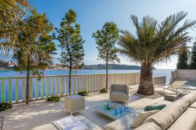 Luxury Villa Photo #31
