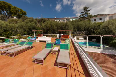 Luxury Villa Photo #5