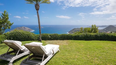 Luxury Villa Photo #15