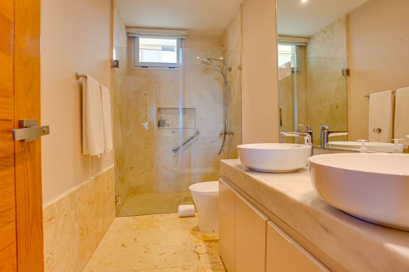 Hacienda C1 | Sol Invictus