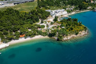 Luxury Villa Photo #39