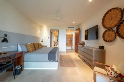 Luxury Villa Photo #34