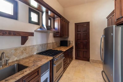 Luxury Villa Photo #16