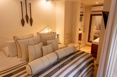 Luxury Villa Photo #29