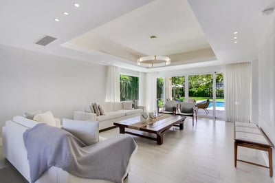 Luxury Villa Photo #19