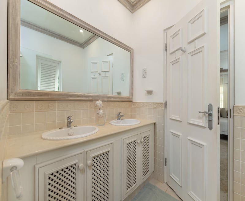 No Worries | 9 Coconut Grove