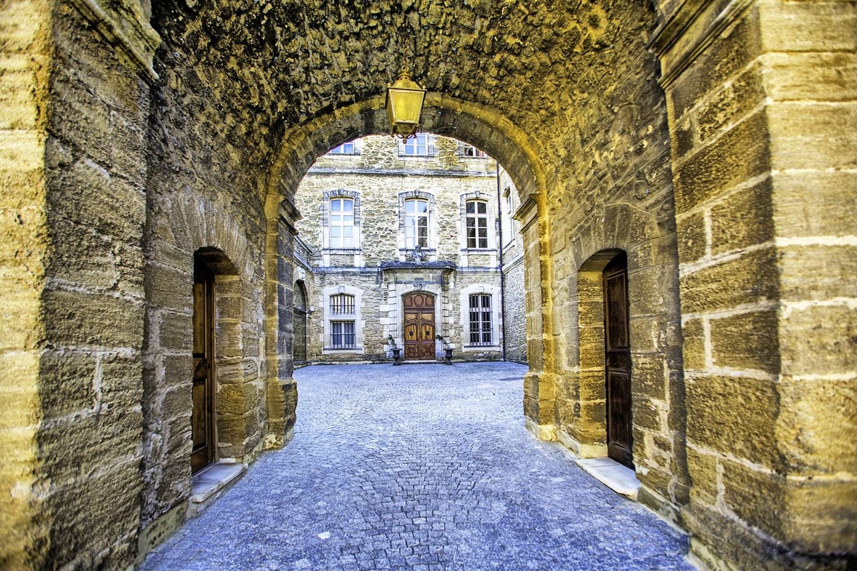 Chateau de la Harpe castle rental - 3