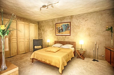 Luxury Villa Photo #23
