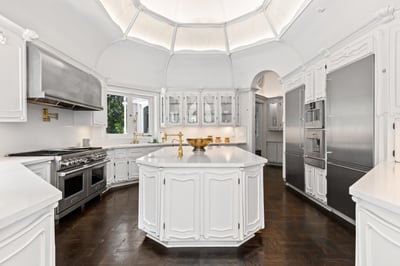 Luxury Villa Photo #25