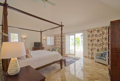 Luxury Villa Photo #21