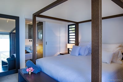 Luxury Villa Photo #23