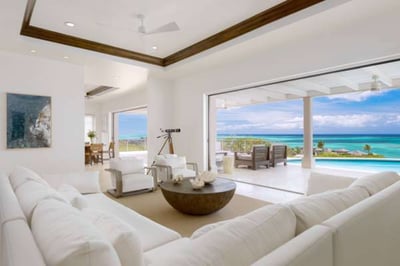 Luxury Villa Photo #9