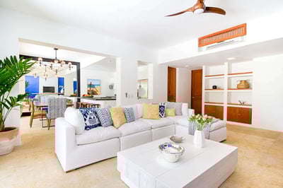 Luxury Villa Photo #13